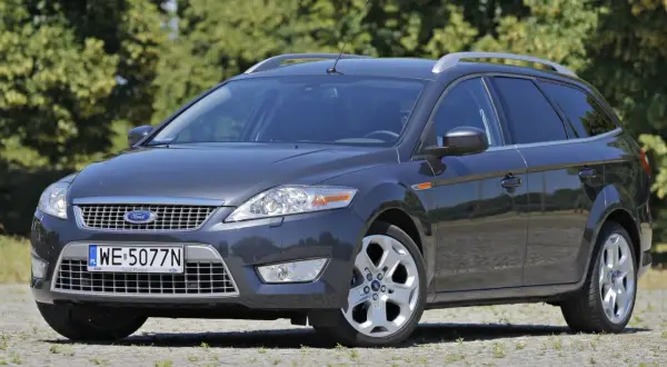 Akumulator do Mondeo MK4 2.0 Diesel: Wybierz mądrze, zresetuj BMS